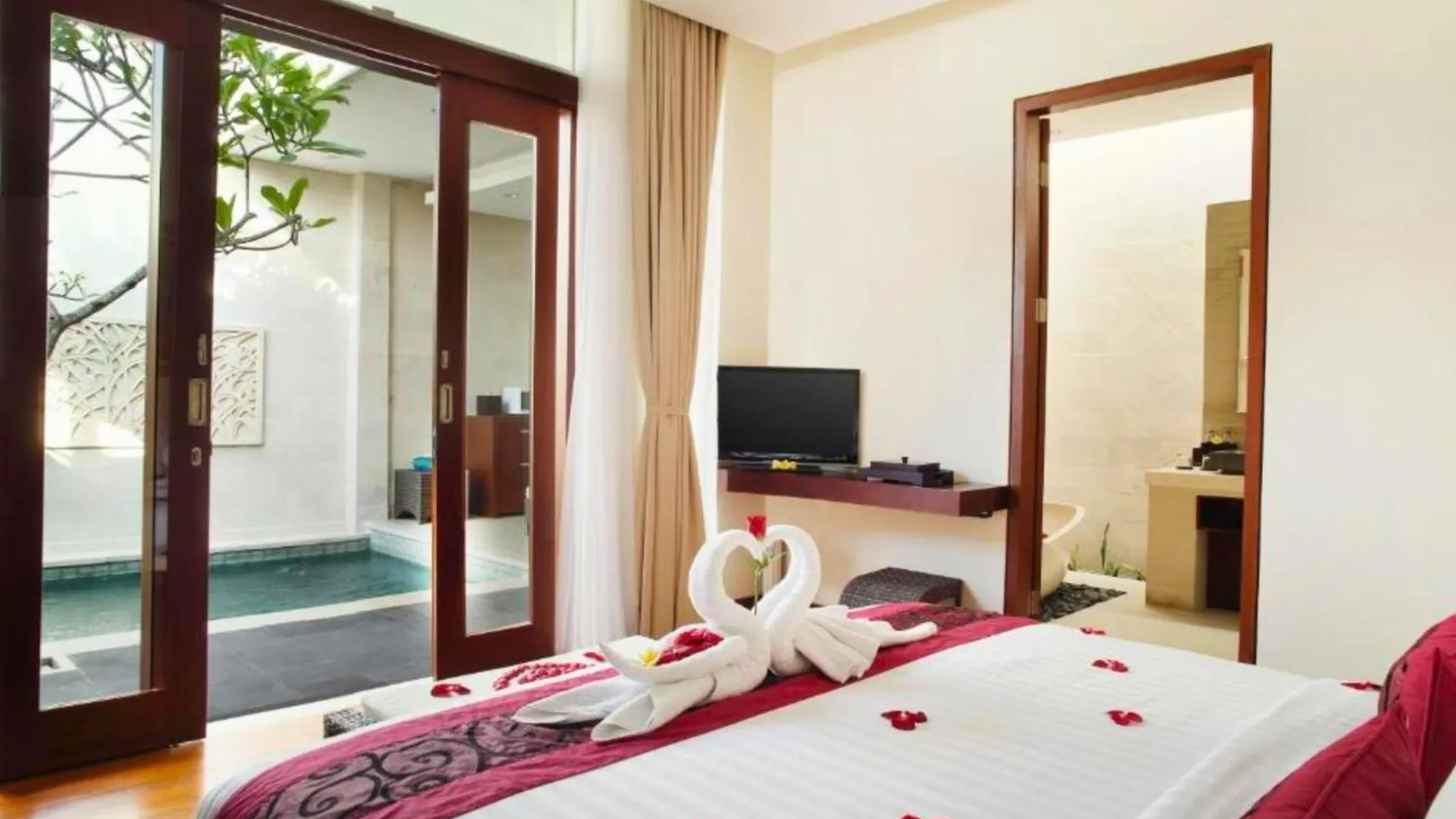 Vadjar 1 Bedroom Private Pool Villa Ne50 Seminyak